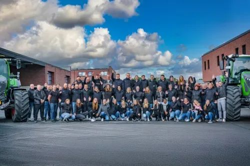 Das Venneker Team &mdash; &uuml;ber 60 Mitarbeiterinnen und Mitarbeiter